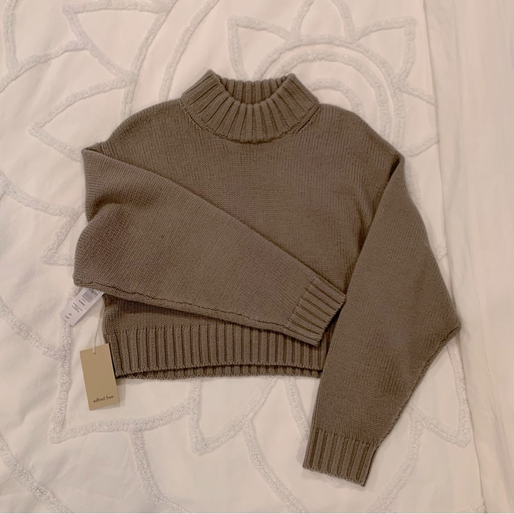 Aritzia Wilfred Free Heinen Sweater